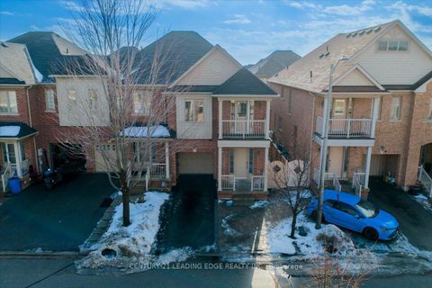 Photo 49 at 15 Coranto Way, Vellore Village, Vaughan