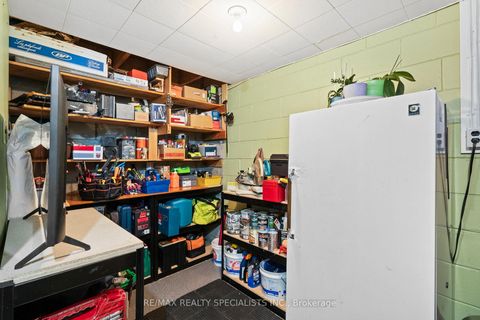 Photo 36 at 322 Parkview Avenue, Willowdale East, Toronto