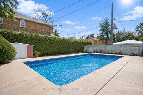 Photo 41 at 322 Parkview Avenue, Willowdale East, Toronto