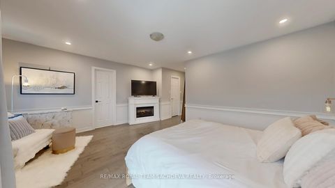 Photo 25 at 2080 Erin Gate Boulevard, Amberlea, Pickering