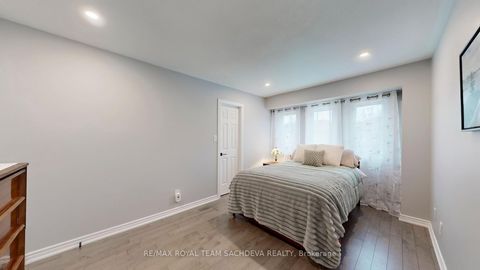 Photo 29 at 2080 Erin Gate Boulevard, Amberlea, Pickering