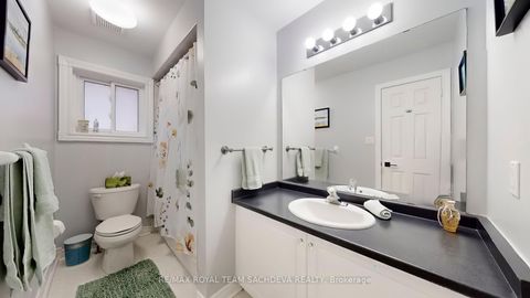 Photo 34 at 2080 Erin Gate Boulevard, Amberlea, Pickering