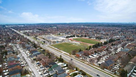 Photo 45 at 2080 Erin Gate Boulevard, Amberlea, Pickering