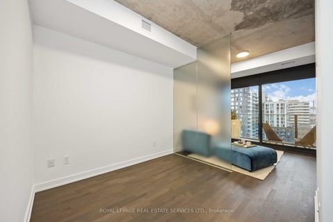 Photo 11 at 1128 - 629 King Street W, Waterfront Communities C1, Toronto