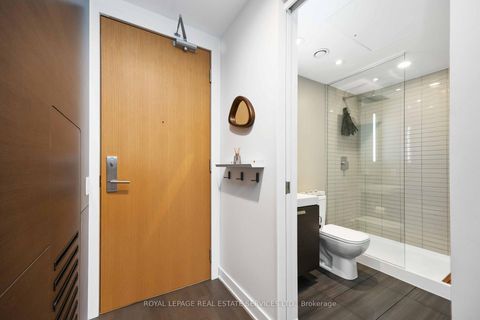 Photo 20 at 1128 - 629 King Street W, Waterfront Communities C1, Toronto