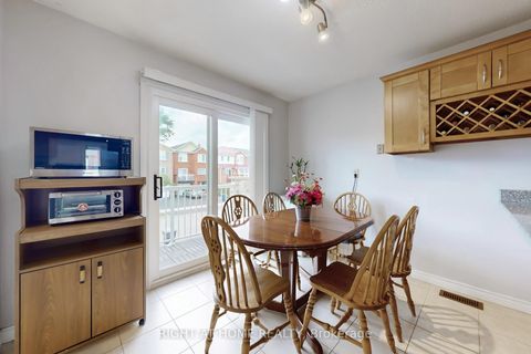 Photo 11 at 9 Festival Drive, Branson, Toronto