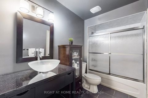 Photo 19 at 9 Festival Drive, Branson, Toronto