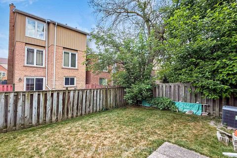 Photo 28 at 9 Festival Drive, Branson, Toronto