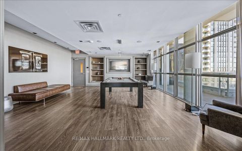 Photo 9 at 1811 - 501 St Clair Avenue W, Casa Loma, Toronto