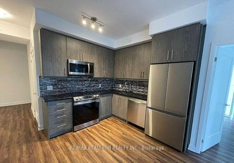 Photo 2 at 804 - 95 Oneida Crescent, Langstaff, Richmond Hill