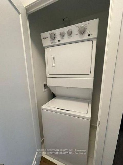 Photo 3 at 804 - 95 Oneida Crescent, Langstaff, Richmond Hill