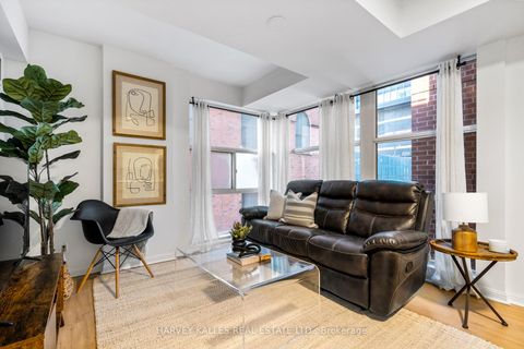 Photo 10 at 618 - 11 St Joseph Street, Bay Street Corridor, Toronto