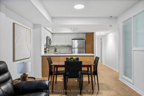 Photo 13 at 618 - 11 St Joseph Street, Bay Street Corridor, Toronto