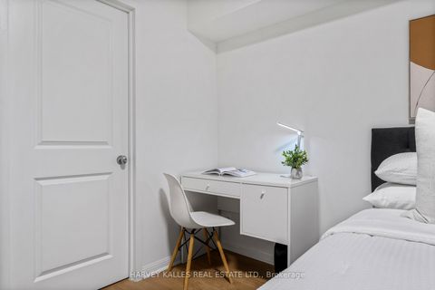 Photo 23 at 618 - 11 St Joseph Street, Bay Street Corridor, Toronto