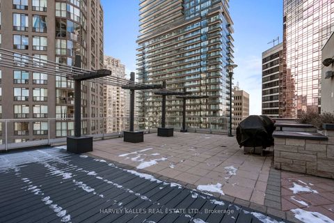 Photo 39 at 618 - 11 St Joseph Street, Bay Street Corridor, Toronto