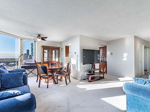 Photo 6 at 801 - 3605 Kariya Drive, City Centre, Mississauga