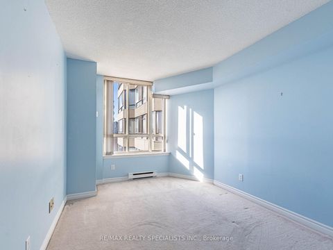 Photo 22 at 801 - 3605 Kariya Drive, City Centre, Mississauga