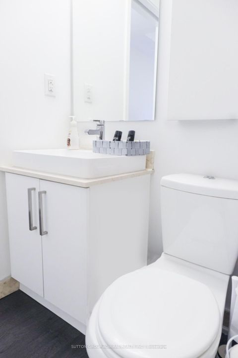 Photo 9 at 4908 - 12 York Street, Waterfront Communities C1, Toronto