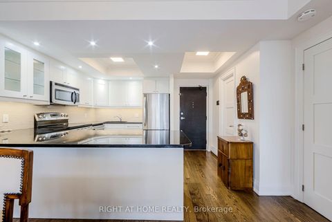 Photo 6 at Ph16 - 20 Glebe Road W, Eglinton, Toronto