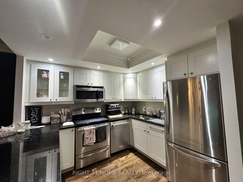 Photo 36 at Ph16 - 20 Glebe Road W, Eglinton, Toronto