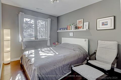 Photo 5 at 47 Harlow Crescent, Beaumonde Heights, Toronto