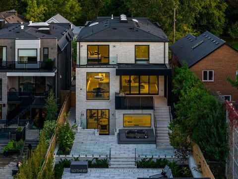 Photo 24 at 50 Bannon Avenue, Kingsway South, Toronto