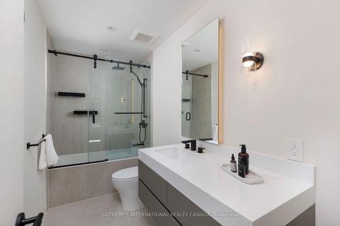 Photo 36 at 50 Bannon Avenue, Kingsway South, Toronto