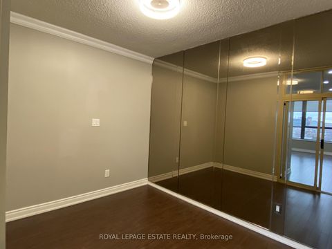 Photo 8 at Ph3 - 280 Simcoe Street, Chinatown, Toronto