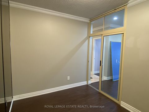 Photo 9 at Ph3 - 280 Simcoe Street, Chinatown, Toronto