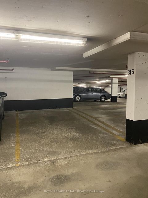 Photo 11 at Ph3 - 280 Simcoe Street, Chinatown, Toronto