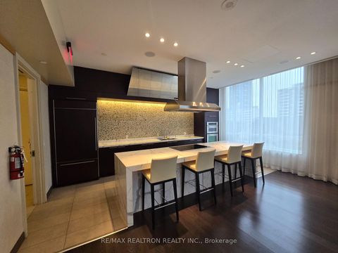 Photo 38 at 1504 - 25 Broadway Avenue, Mount Pleasant West, Toronto