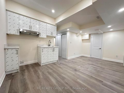 Photo 9 at 34 Millman Lane, Rural Richmond Hill, Richmond Hill