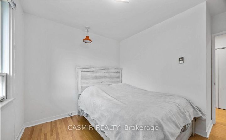 Photo 8 at 31 Orlon Crescent, South Richvale, Richmond Hill