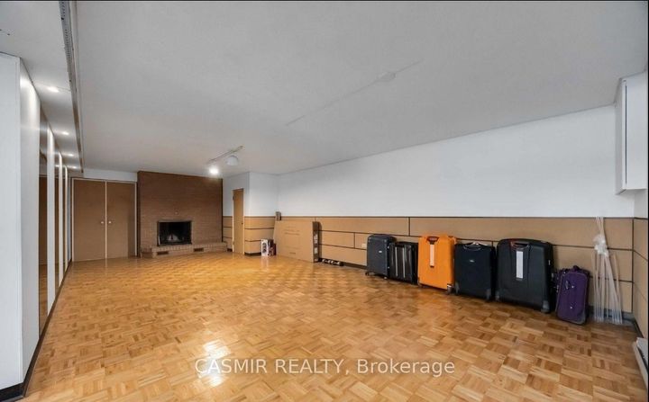 Photo 10 at 31 Orlon Crescent, South Richvale, Richmond Hill