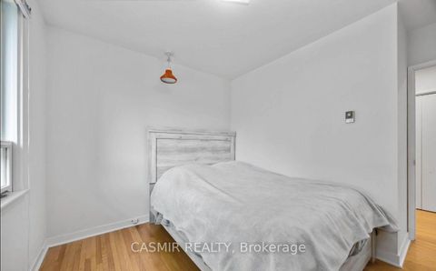 Photo 8 at 31 Orlon Crescent, South Richvale, Richmond Hill