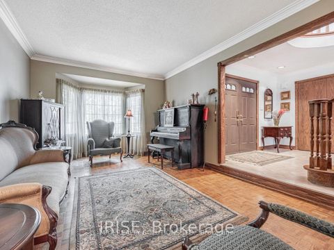 Photo 7 at 13 Roosevelt Drive, South Richvale, Richmond Hill