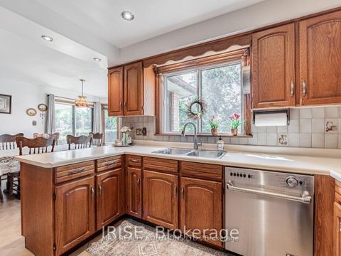 Photo 10 at 13 Roosevelt Drive, South Richvale, Richmond Hill