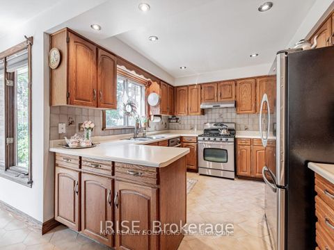 Photo 11 at 13 Roosevelt Drive, South Richvale, Richmond Hill
