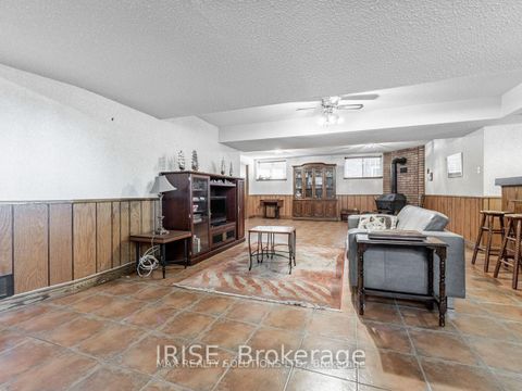 Photo 17 at 13 Roosevelt Drive, South Richvale, Richmond Hill