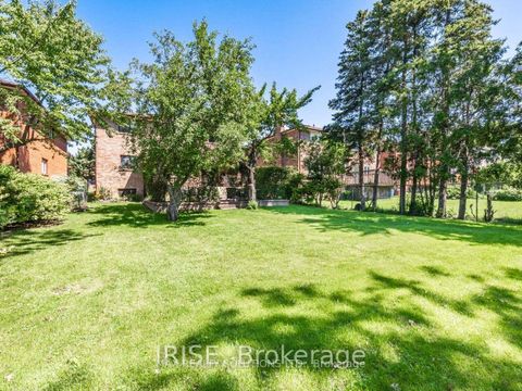 Photo 30 at 13 Roosevelt Drive, South Richvale, Richmond Hill