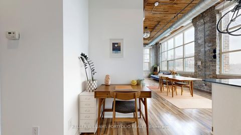 Photo 4 at 401 - 736 Dundas Street E, Regent Park, Toronto