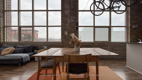 Photo 9 at 401 - 736 Dundas Street E, Regent Park, Toronto