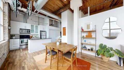 Photo 10 at 401 - 736 Dundas Street E, Regent Park, Toronto