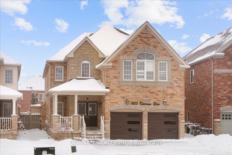 Photo 1 at 1023 Coldstream Drive, Taunton, Oshawa