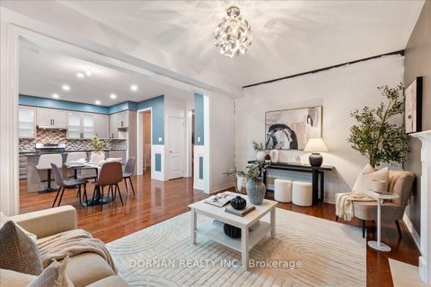 Photo 17 at 1023 Coldstream Drive, Taunton, Oshawa