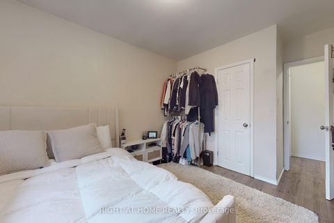 Photo 21 at 125 Fortrose Crescent, Donalda, Toronto