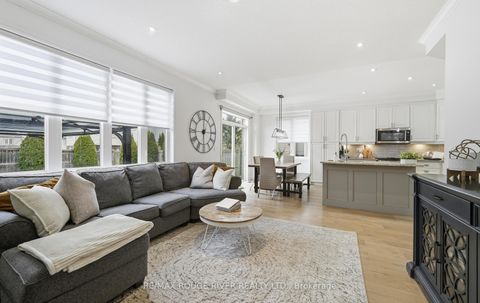 Photo 10 at 15 Woolacott Lane, Bowmanville, Clarington