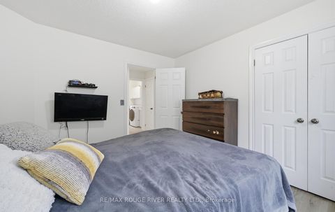 Photo 27 at 15 Woolacott Lane, Bowmanville, Clarington