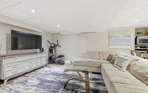 Photo 31 at 15 Woolacott Lane, Bowmanville, Clarington