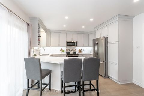 Photo 6 at 3 Saxon Road, Shore, Barrie